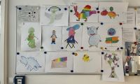 Verschiedene bunt gemalte Bilder von Figuren