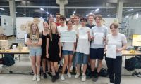 Gruppenfoto der Schülergruppe des Archigymnasiums Soest in Beckum beim VDE-Technikpreis 2025