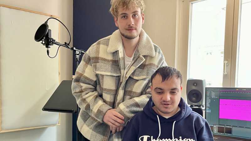 Afrika-Dokus, Braille-Zeile und wie ich zum Radio kam