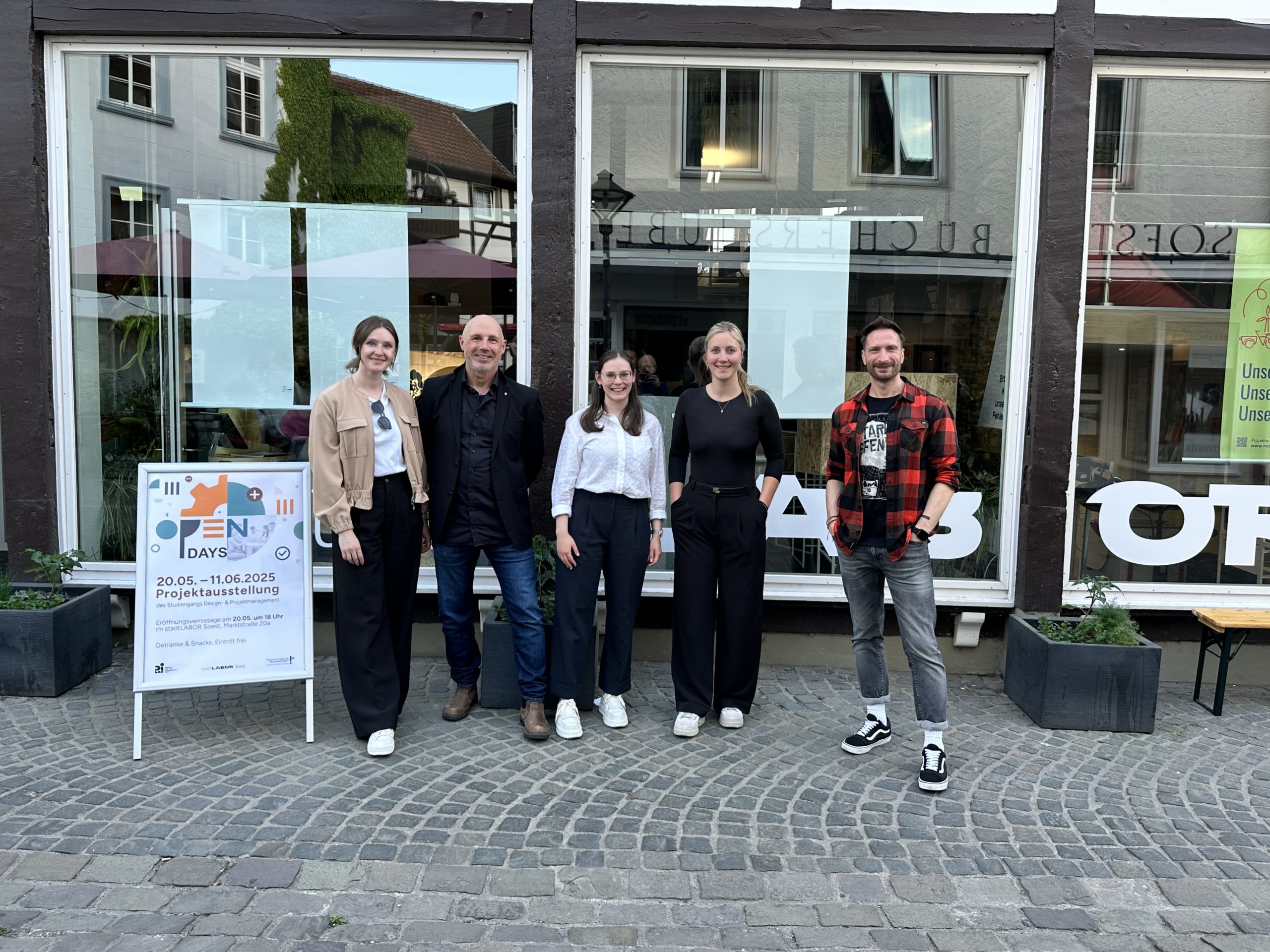Teamfoto stadtLABOR, DilAS und Prof. Strick von der FH Südwestfalen