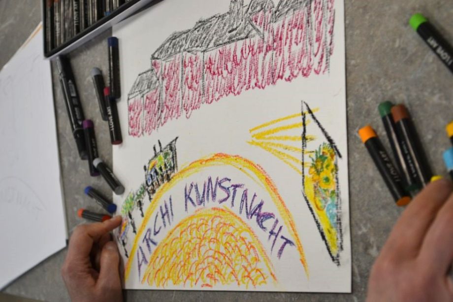 Gemaltes Bild mit der Aufschrift Archi Kunstnacht.